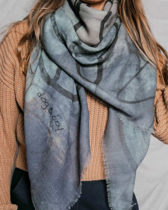 FEMINA wool scarf (Womankind)